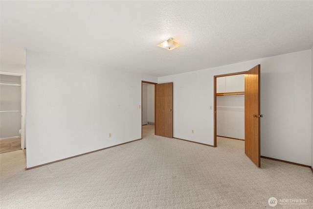 21303 NE 151st Street, Woodinville, WA 98077