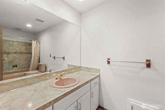 21303 NE 151st Street, Woodinville, WA 98077
