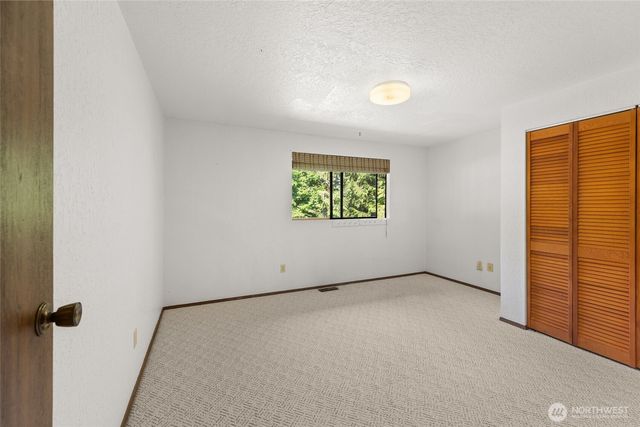21303 NE 151st Street, Woodinville, WA 98077
