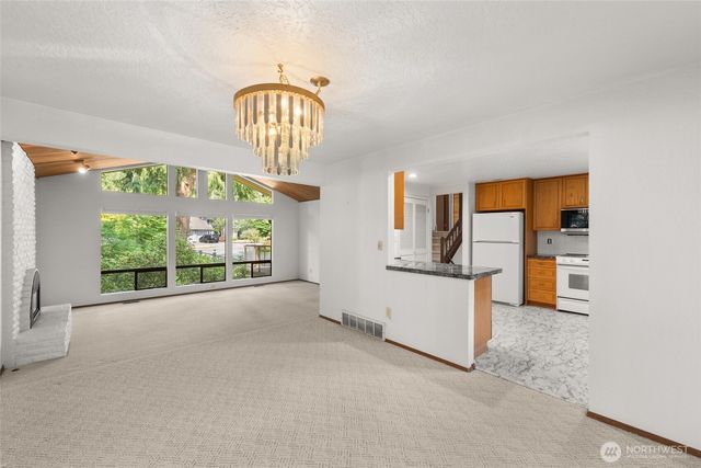 21303 NE 151st Street, Woodinville, WA 98077
