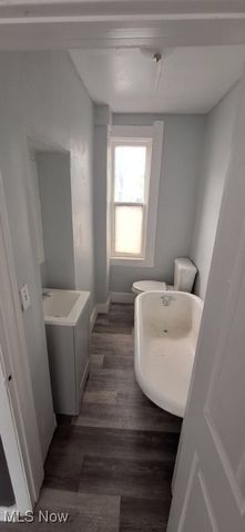 3124 W 11th Place, Cleveland, OH 44109