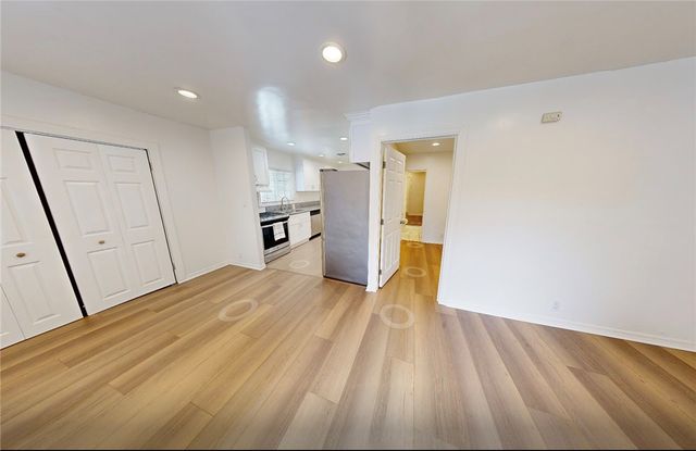 4563 Lexington, Los Angeles, CA 90029