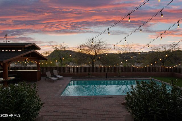 42706 N 18th Way, New River, AZ 85087