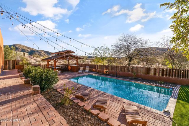 42706 N 18th Way, New River, AZ 85087