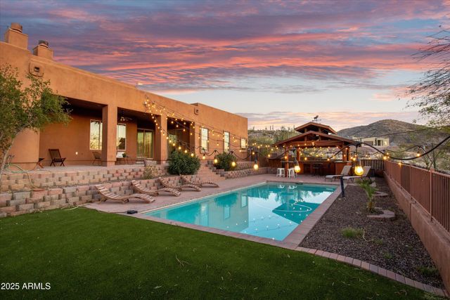 42706 N 18th Way, New River, AZ 85087