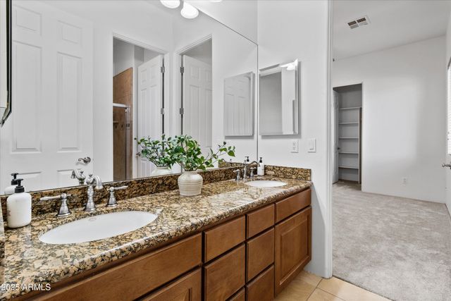 42706 N 18th Way, New River, AZ 85087