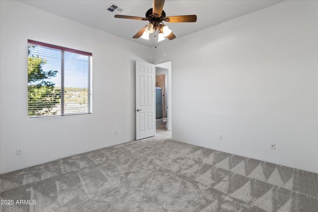 42706 N 18th Way, New River, AZ 85087