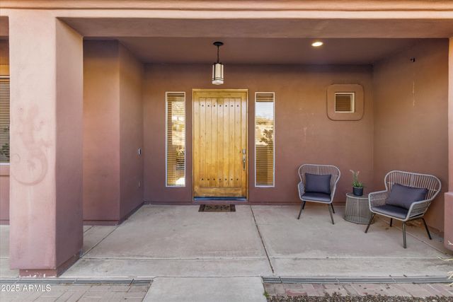 42706 N 18th Way, New River, AZ 85087