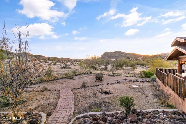 42706 N 18th Way, New River, AZ 85087