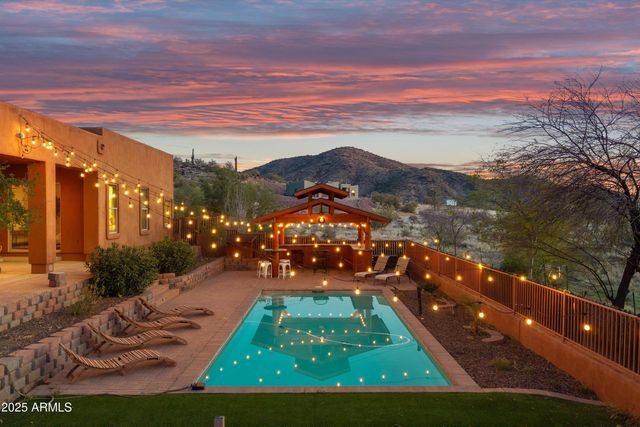 42706 N 18th Way, New River, AZ 85087