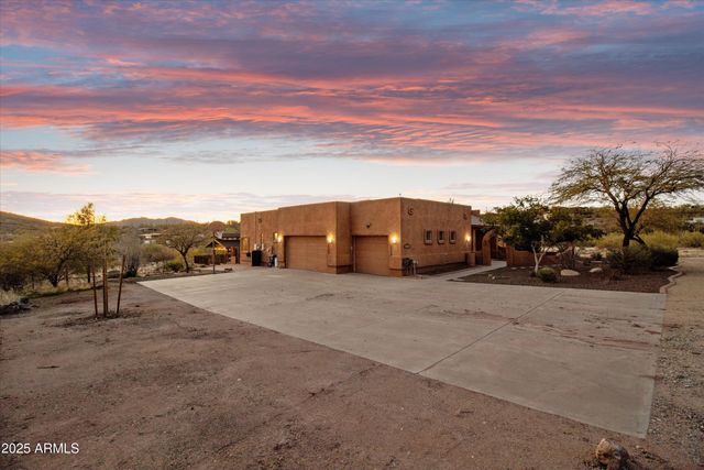 42706 N 18th Way, New River, AZ 85087