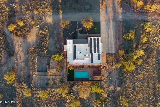 42706 N 18th Way, New River, AZ 85087