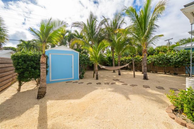 131 HARDING AVENUE 131 & 129, Cocoa Beach, FL 32931