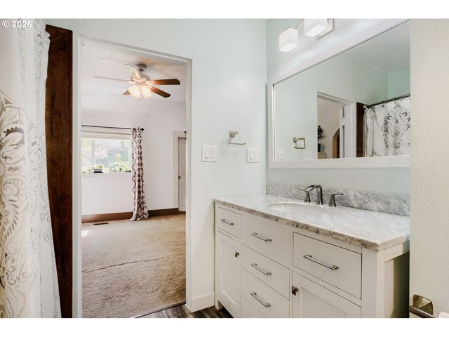 9224 Sw 26TH Ave, Portland, OR 97219