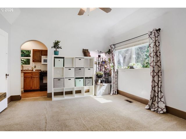 9224 Sw 26TH Ave, Portland, OR 97219