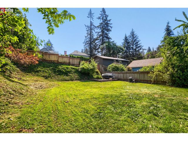 9224 Sw 26TH Ave, Portland, OR 97219