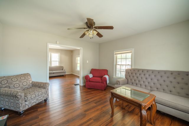 2215 Albion St, Nashville, TN 37208