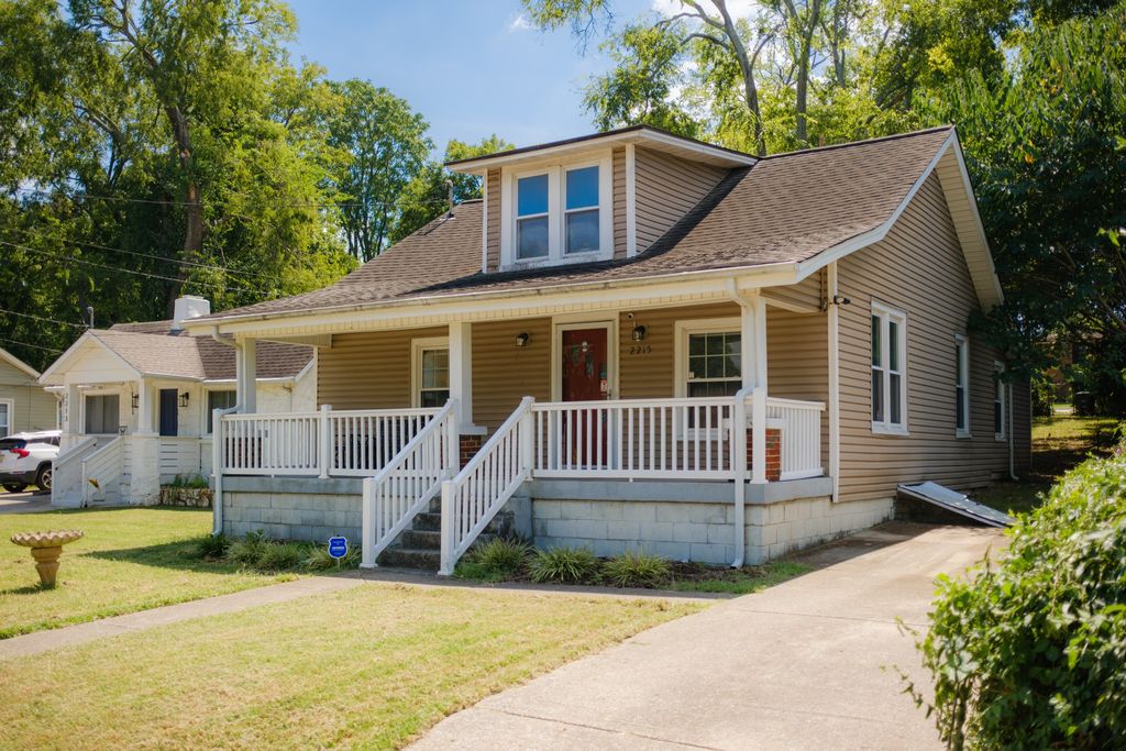 2215 Albion St, Nashville, TN 37208