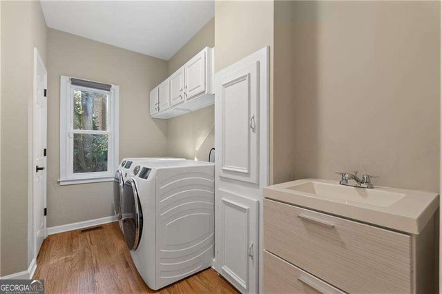 820 Glen Royal Drive, Roswell, GA 30076