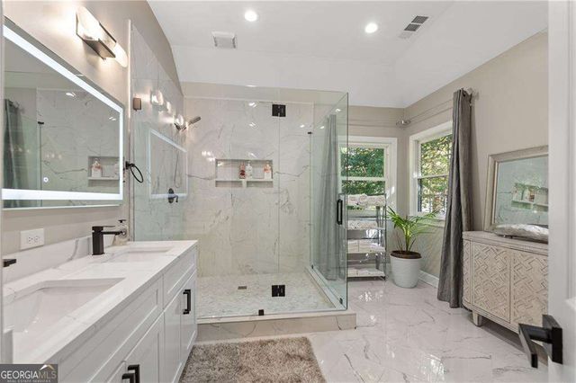 820 Glen Royal Drive, Roswell, GA 30076