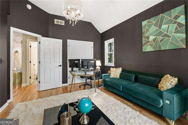 820 Glen Royal Drive, Roswell, GA 30076