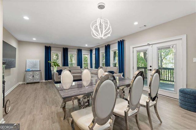 820 Glen Royal Drive, Roswell, GA 30076