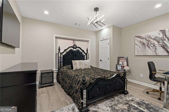 820 Glen Royal Drive, Roswell, GA 30076