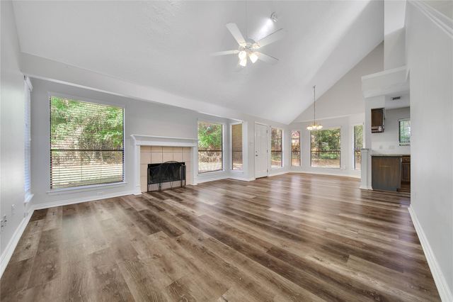 11334 Twain Drive, Montgomery, TX 77356