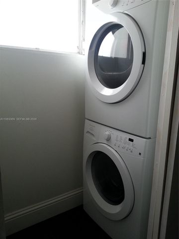 9351 Fontainebleau Blvd B415, Miami, FL 33172