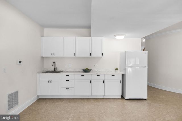 10 PETER HURD WAY, Marlton, NJ 08053