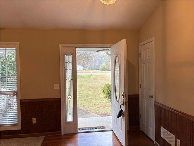 1145 Haw Creek Drive, Cumming, GA 30041