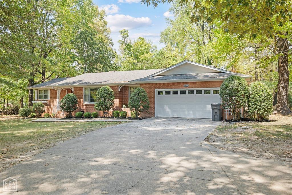 1609 Campground Road, Paragould, AR 72450