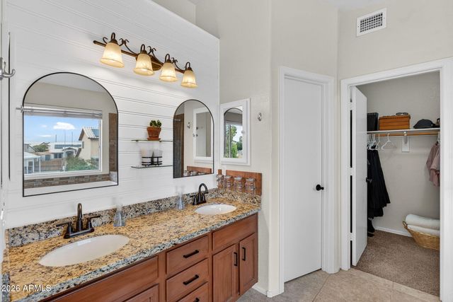 10824 W LONE CACTUS Drive, Sun City, AZ 85373