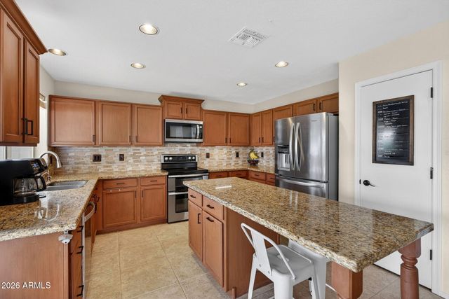 10824 W LONE CACTUS Drive, Sun City, AZ 85373