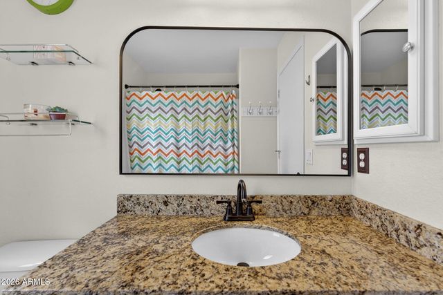 10824 W LONE CACTUS Drive, Sun City, AZ 85373