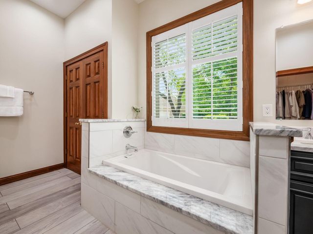 3818 Riverwatch Lane, Columbus, OH 43221