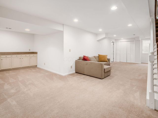 3818 Riverwatch Lane, Columbus, OH 43221