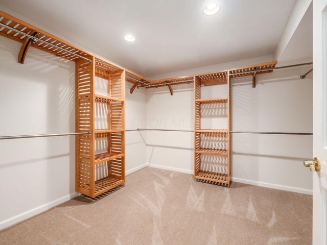 3818 Riverwatch Lane, Columbus, OH 43221
