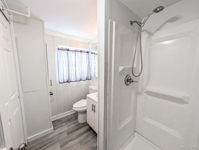 41 Richmond Street, Islip, NY 11751