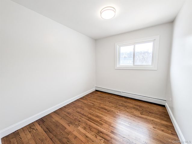 41 Richmond Street, Islip, NY 11751