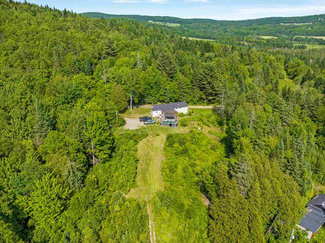 97 Cobblestone Road, Clarksville, NH 03592