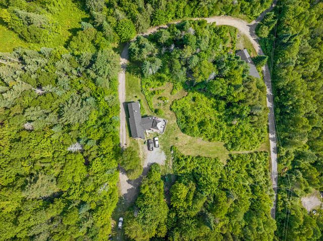 97 Cobblestone Road, Clarksville, NH 03592