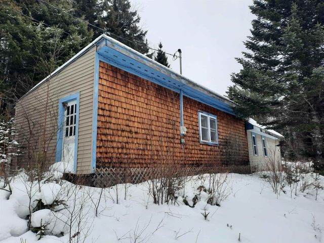 97 Cobblestone Road, Clarksville, NH 03592