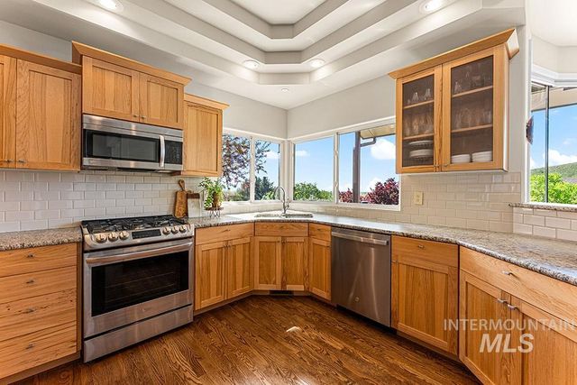 4163 N La Fontana Way, Boise, ID 83702