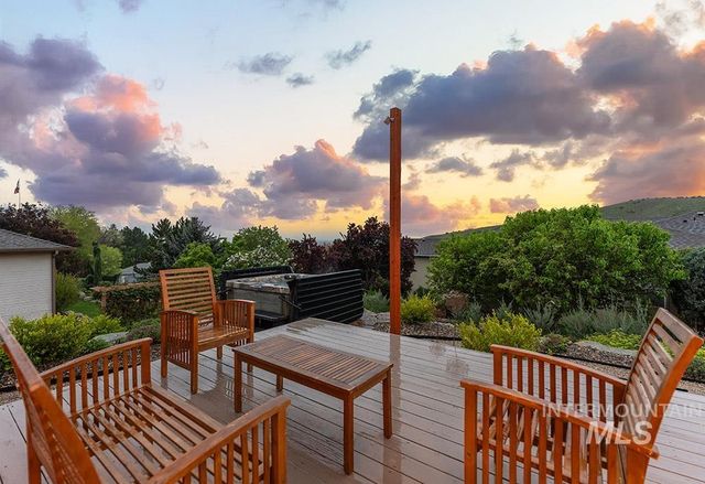 4163 N La Fontana Way, Boise, ID 83702