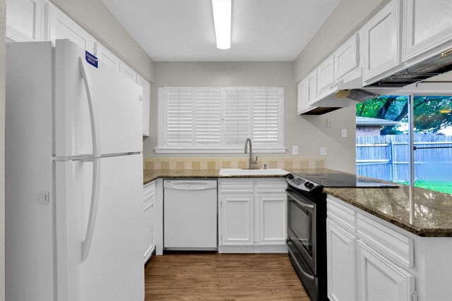 1113 Holbrook Drive, Garland, TX 75040