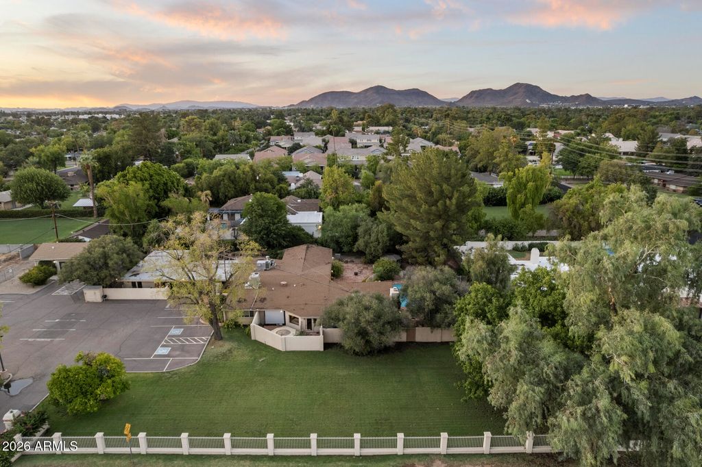 1522 W MYRTLE Avenue, Phoenix, AZ 85021 — photo 2