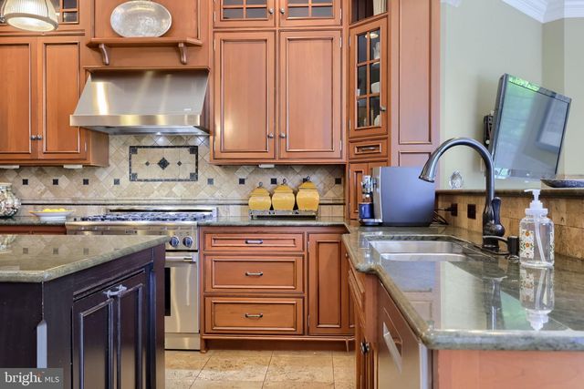 388 WHEATFIELD DR, Lititz, PA 17543