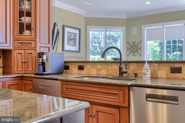 388 WHEATFIELD DR, Lititz, PA 17543