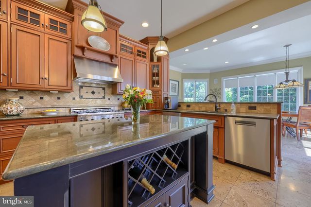 388 WHEATFIELD DR, Lititz, PA 17543